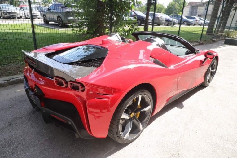 Zoki Ferari i auto Saše Popovića