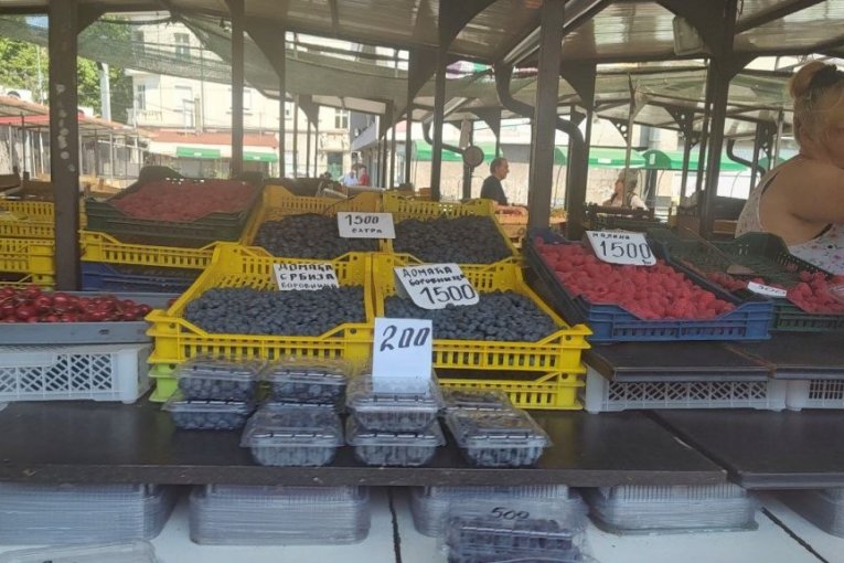 Borovnice i dalje skupe