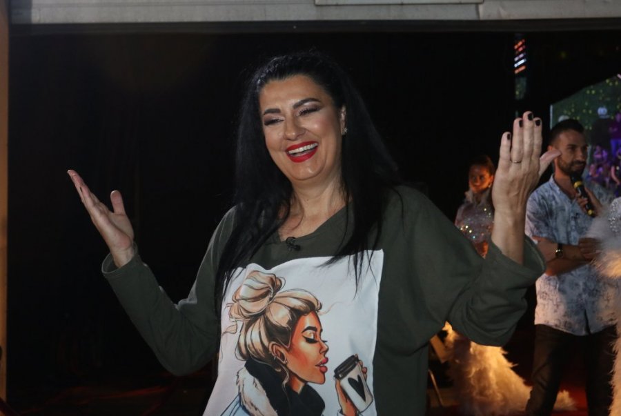 NAŠA PEVAČICA NA METI KRIMINALACA: Dobila informaciju da će joj LIKVIDIRATI PORODICU, slučaj odmah prijavljen policiji!