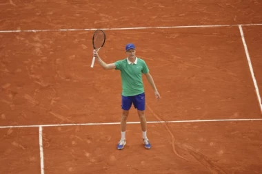 SINER O POTENCIJALNOM DUELU PROTIV NOVAKA: Pokušaću da se isključim!