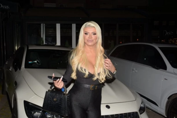 "NOŽ U LEĐA NIKAD NE ZABORAVLJAM": Dara Bubamara ŽESTOKO ISPROZIVALA Seku Aleksić - NEMA NIŠTA OD POMIRENJA, ŽELI MARKETING! (VIDEO)