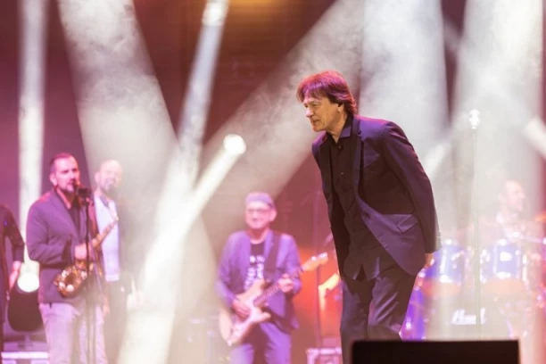 ZDRAVKO ČOLIĆ 20. JUNA NA SPEKTAKULARNOM OTVARANJU LETNJE SEZONE NA KRKU