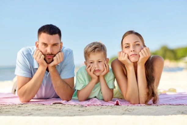 IZDATO UPOZORENJE ZA TURISTE KOJI OVE GODINE LETUJU U HRVATSKOJ: Putnici da obrate pažnju na nekoliko VAŽNIH PRAVILA