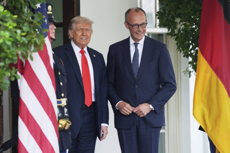 Cover image for Вучич и Трамп обсуждают войну в Иране