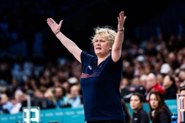 DEVOJKE, VREME JE ZA NOVU STRANICU KOŠARKAŠKE ISTORIJE: Srbija kreće po večnu slavu - Marinine ratnice su spremne!