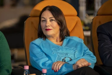 DA LI JE MOGUĆE DA NAŠA GLUMICA IMA OVOLIKU PENZIJU? Cifra ostavlja BEZ DAHA - mnogi mogu samo da SANJAJU o ovom iznosu!