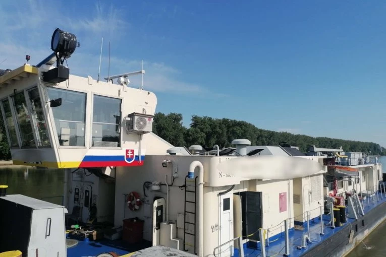 ŠOK ZAPLENA NA BRODU! Carinici zanemeli od prizora! (FOTO)