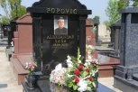 POLA GODINE OD SMRTI SAŠE POPOVIĆA! Svi detalji obeležavanja NAJTUŽNIJEG DANA ZA ESTRADU!