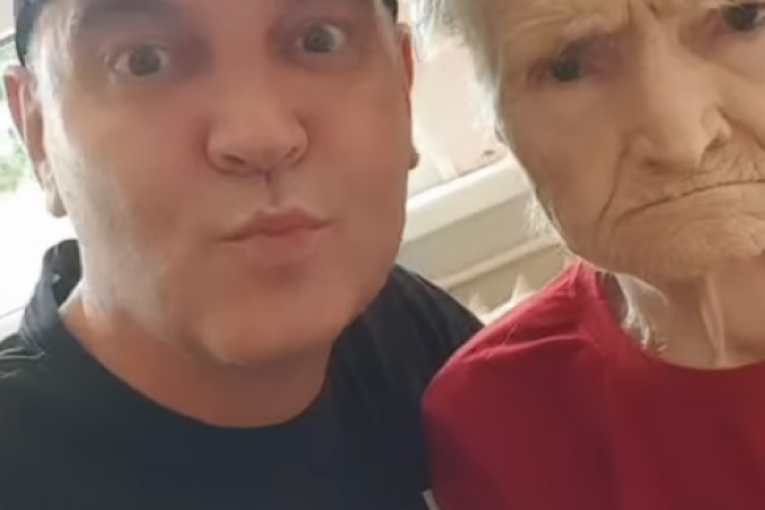 Milan Milošević sa mamom