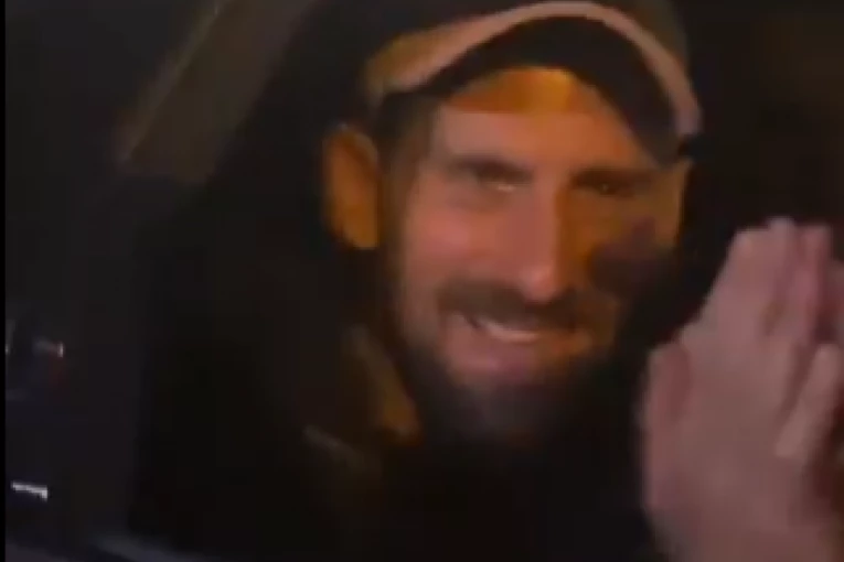KAKVA JE VELIČINA NOVAK ĐOKOVIĆ! Srbin uhvaćen na ulicama Pariza posle poraza od Sinera, pogledajte šta je radio - SNIMAK ODUŠEVIO SVET! (VIDEO)