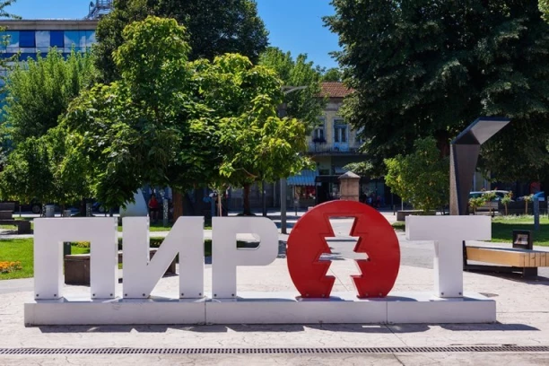 "NIJE NAM BILO SVEJEDNO" - Ljudi užasnuti onim što se desilo u Pirotu: "NIKAD SE NIŠTA SLIČNO NIJE DOGODILO"