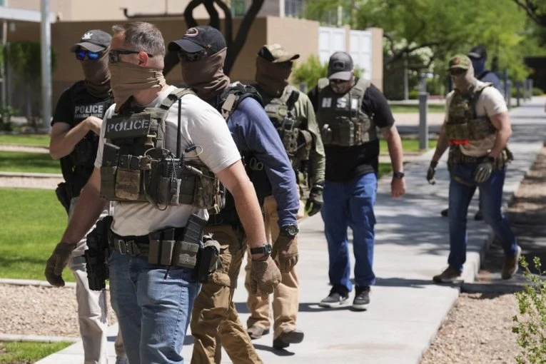 "NEODRŽIVO! AGENATA JE PET PUTA VIŠE NEGO POLICIJE": Gradonačelnik izgubio glavu zbog Trampove direktive!