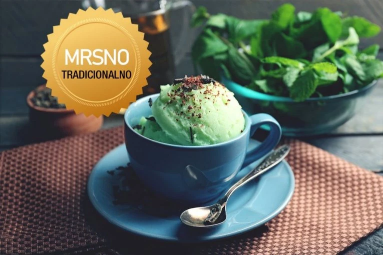 BOŽANSKA POSLASTICA KOJA OSVEŽAVA I LEČI: Sladoled od zelenog čaja po ovom monaškom receptu pravićete i kada prođe leto