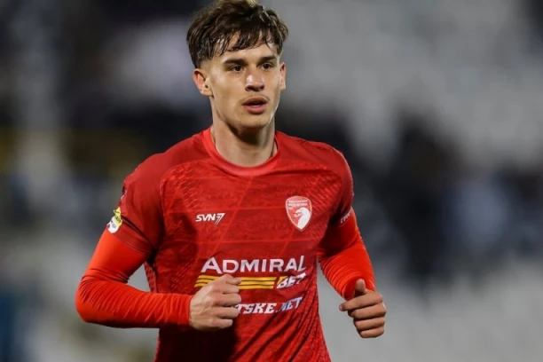 UPRAVA CRNO-BELIH SE NE ZAUSTAVLJA: Bogdan Mirčetić ponovo u Partizanu!