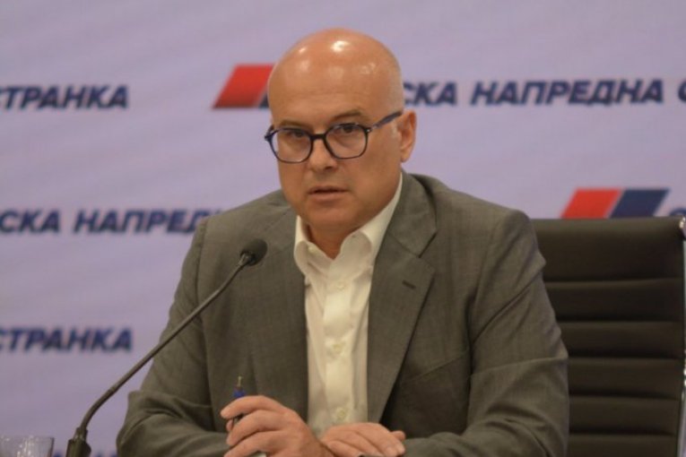 "LJUDI KOJI OVO RADE, ZASLUŽUJU SVAKI PREZIR I OSUDU"! Vučević osudio napad na kuću Dragana J. Vučićevića!