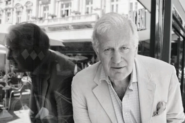 UMRO JE U SVOM DOMU, OKRUŽEN ONIMA KOJI SU GA NAJVIŠE VOLELI! Iznenadna smrt omiljenog pisca ŠOKIRALA JAVNOST!