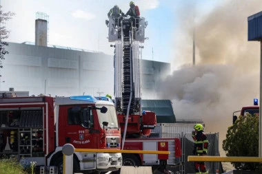 ZATVORENICI PALILI DUŠEK ZBOG STENICA, PA IZAZVALI POŽAR! Otkriveni uznemirujući detalji haosa u zatvoru! Petorica muškaraca u životnoj opasnosti!
