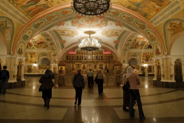 OVIH 5 IKONA ČUVA RUSIJU: Sve predstavljaju Bogorodicu i Isusa, osim jedne - a nacisti su ukrali original (FOTO)