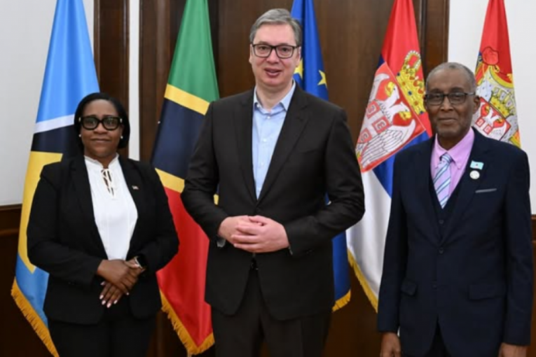 "ZAHVALIO SAM NA ODLUCI DA POVUKU PRIZNANJE TZV. DRŽAVE KOSOVO!" Vučić se sastao s predsednicom Parlamenta Federacije Svetog Kristofera i Nevisa i ministrom Svete Lucije! (FOTO)