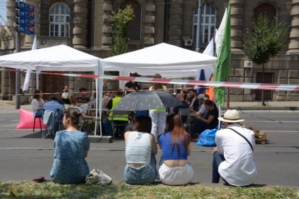 PROVALJENI SU! OTKRIVENO ZAŠTO BLOKADERI PROTESTUJU BAŠ NA VIDOVDAN! Ubacuju kvazipatriotsku retoriku i simboliku SA JEDNIM PODLIM CILJEM