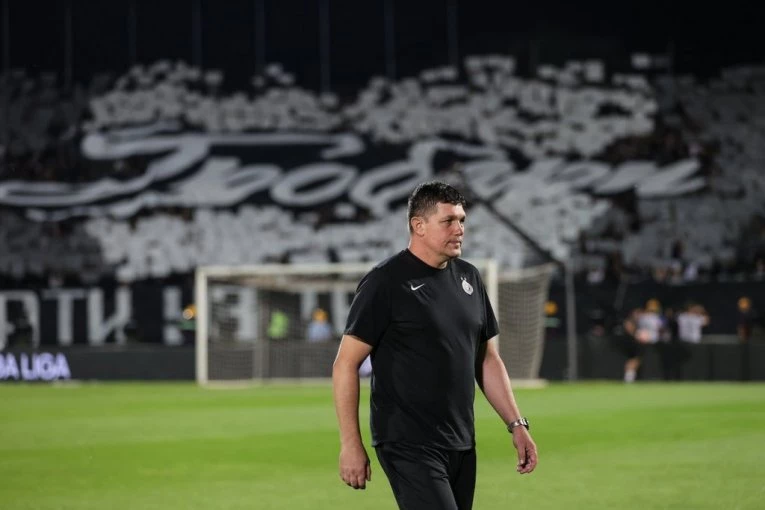 EKSKLUZIVNO ZA SPORTISSIMO: Nakon vesti o smrti zlatnog "Čileanca" - nekadašnji fudbaler i trener Partizana skrhan od bola!