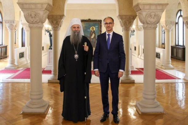 VAŽAN SASTANAK PREDSTAVNIKA CRKVE I DRŽAVE: O čemu su razgovarali patrijarh Porfirije i premijer Macut