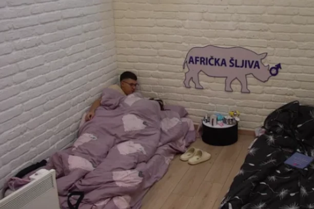 SKANDAL! Ena ubedila Peju da ne može bez nje, pa ga ZAJAHALA! Brutalna vrela akcija pomirenja! (VIDEO)