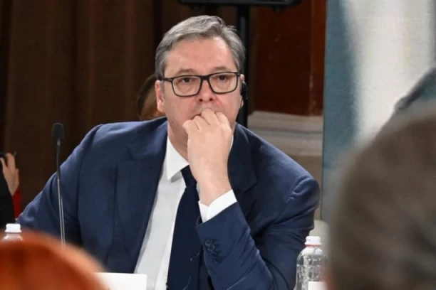 VUČIĆ UPUTIO SAUČEŠĆE INDIJSKIM VLASTIMA NAKON PADA AVIONA! "Srbija deli vašu tugu i stoji uz vas sa punim saosećanjem i prijateljstvom"