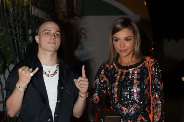 BRESKVICA I VOJAŽ PRVI PUT NA ISTOM DOGAĐAJU NAKON RASKIDA: Reper "pobegao" od bivše, ona ga isprozivala - NIJE MI ŽAO ŠTO MI SE NIJE JAVIO! (VIDEO)