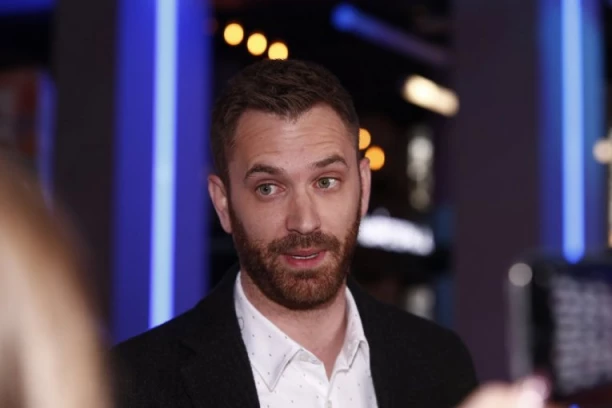 CRNOGORSKI GLUMAC U CENTRU SKANDALA U HRVATSKOJ! Optužen za tajno snimanje i prisluškivanje, pretio mu zatvor, pa usledio ŠOK!