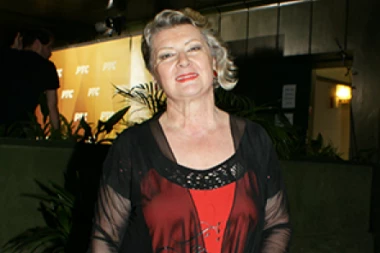 NAŠA PEVAČICA SE RAZVELA NAKON 39 GODINA BRAKA: Goca Stojućević se rastala od supruga zbog JEDNE stvari - evo šta će biti sa IMOVINOM!