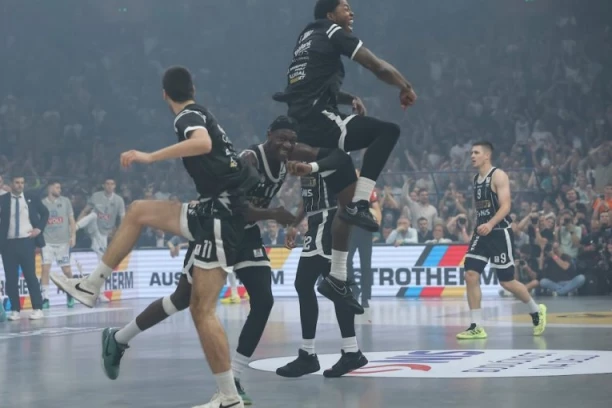 PARTIZAN OSMI PUT ŠAMPION ADMIRALBET ABA LIGE! Budućnost nije imala šanse - MOĆAN PERFORMANS CRNO-BELIH!