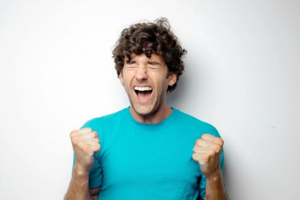 BEOGRAĐANIN POSTAO MILIONER: Evo kako je osvojio više od 15 miliona dinara! (VIDEO)