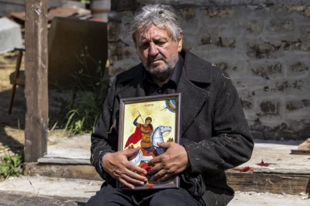 Snima se film "ČUVAR IKONE SVETOG ĐORĐA“ - pogledajte TRANSFORMACIJU Radoša Bajića! (GALERIJA)