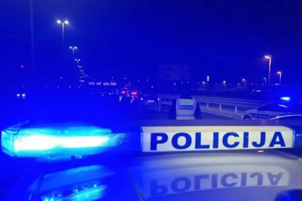 AUTOM UBIO DETE! Stravična saobraćajna nesreća - Policija na licu mesta!