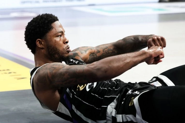 TAJRIK DŽONS U CENTRU PAŽNJE! Evo šta je rekao TRENER OLIMPIJAKOSA!