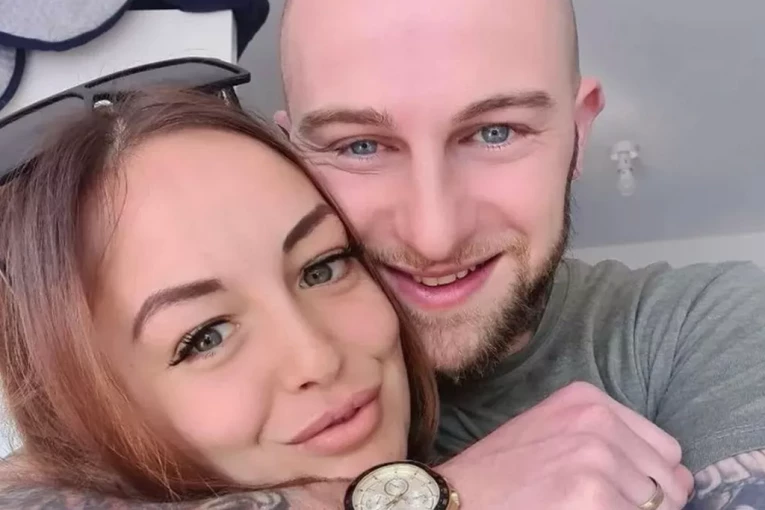 MAJKA DVOJE DECE UMRLA NA ODMORU U TURSKOJ - Suprug Luka iznosi teške optužbe: "NISU MI DALI DA JE VIDIM, UKLONILI SU JOJ SRCE BEZ NAŠE DOZVOLE"
