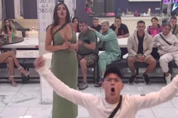 NAJBRUTALNIJE PONIŽENJE U ISTORIJI RIJALITIJA! Totalno uništenje Ene Čolić uživo na Pinku, ovo njen sin ne sme nikako da vidi!