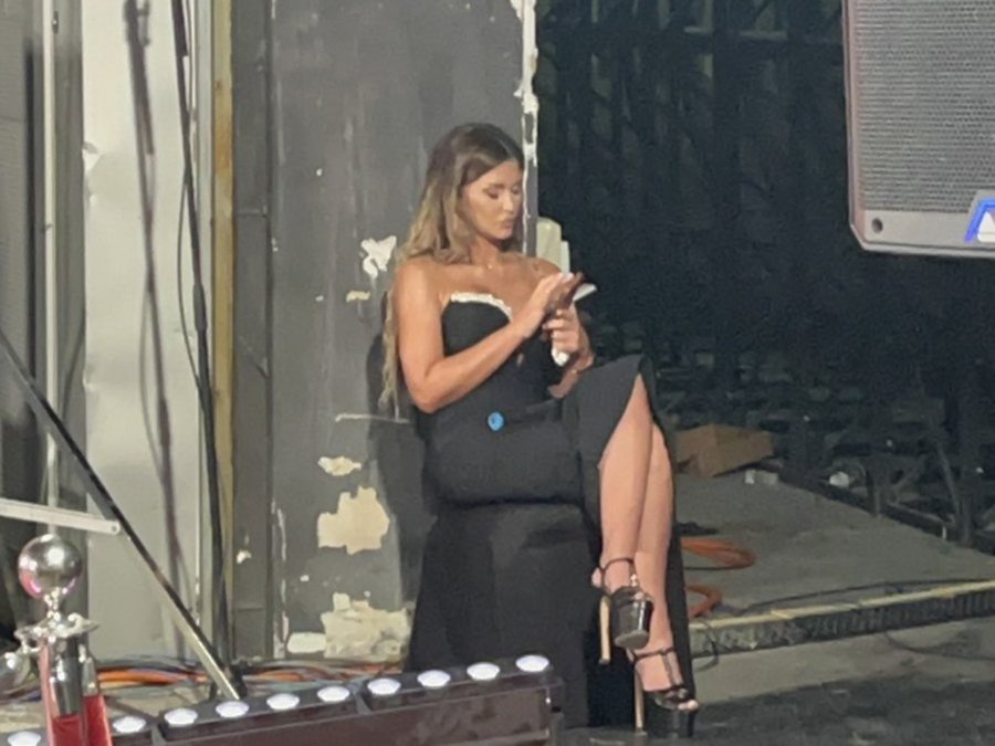 VODITELJKA PROGOVORILA O OBOLJENJU KOJE JE ZADOBILA: Ana Radulović se slomila u programu, pogledajte kako je izgledala! (FOTO)