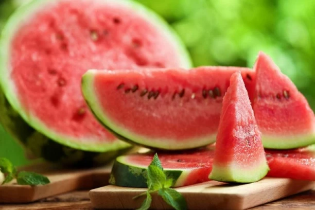 OVAJ DEO LUBENICE SVI BACAJU, A NE ZNAJU DA JAČA SRCE I REŠAVA MUŠKE PROBLEME: Cirkulacija se poboljšava za 30 sekundi