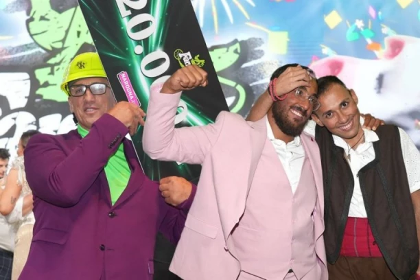 PRVO OGLAŠAVANJE NECE I PECE IZ PORODIČNE KUĆE! Lazići u HAOSU posle SUKOBA s Kristijanom, suze potopile Skobalj! (FOTO)