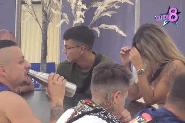 DA LI JE PEJA SAMO IGRA? Ena UHODILA Munjeza? ZEMLJOTRES U BELOJ KUĆI! Pale BRUTALNE REČI! (VIDEO)