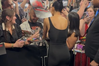 KAO GROM IZ VEDRA NEBA! Pevačica staje na ludi kamen, obelodanila sve detalje!