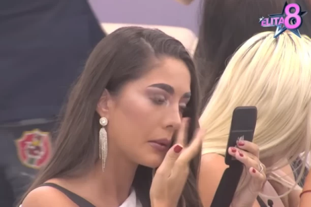 ŠAH-MAT ANĐELE ĐURIČIĆ UŽIVO NA PINKU! Crnogorka obnevidela zbog Gastozove prevare, niko nije verovao da će se ovo desiti u programu!