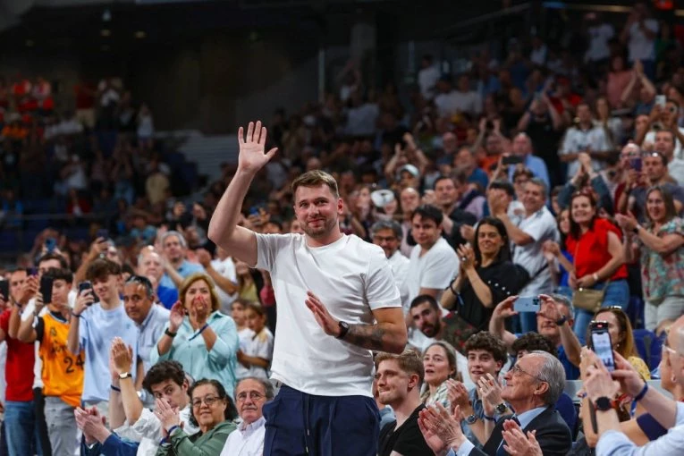 (ANKETA) DA LI JE MOGUĆE DA JE LUKA DONČIĆ OVOLIKO SMRŠAO?! Parodija ili istina, pitanje je sad!