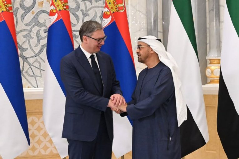"OGROMNA JE ČAST DA TAKO MOĆAN I UGLEDAN ČOVEK POKAZUJE PAŽNJU PREMA SRBIJI"! Vučić iz UAE: "Hvala Bin Zajedu"! (VIDEO)