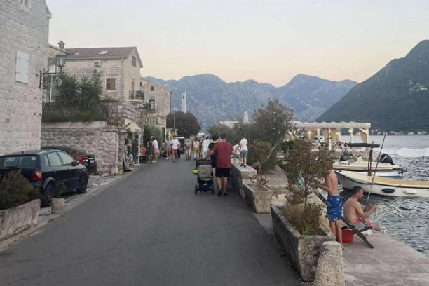 ZABRANJEN SAOBRAĆAJ KROZ NAJPOSEĆENIJE TURISTIČKO MESTO U CRNOJ GORI! Ako na letovanje idete automobilom ovde nećete moći da prođete