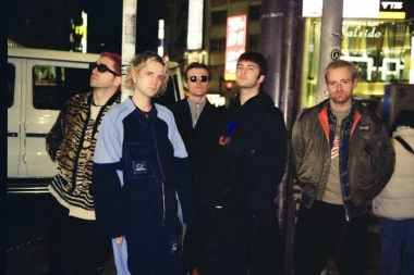 PRŠTAĆE OD ENERGIJE: Zvezde roka u Beogradu