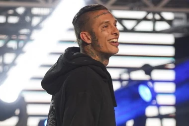 BIVŠI ZADRUGAR SMUVAO MISICU! Fran Pujas ljubi OVU lepoticu - radi u MINISTARSTVU PRAVDE, o njenom RASKIDU je brujao region!