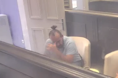 SAMO DA MI SRCE IZDRŽI, STRAH ME JE! Vapaj Milovana Minića, uhvatila ga PARANOJA! (VIDEO)